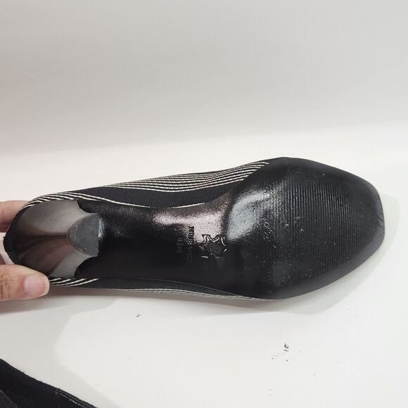 Woman's Nine West 3 1/2" Heel Peep Toe Size 8 1/2 M Black White Stripe - Picture 10 of 16
